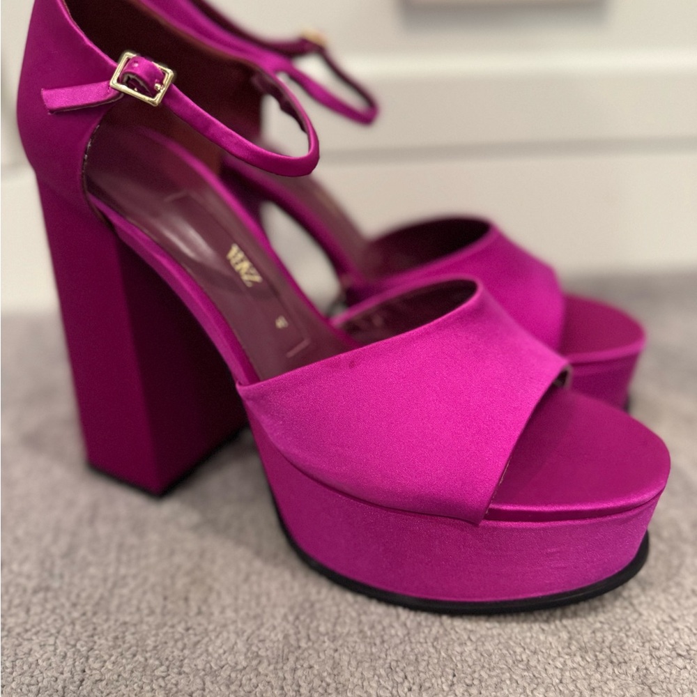 Zara Women's Fuchsia Platform Heels